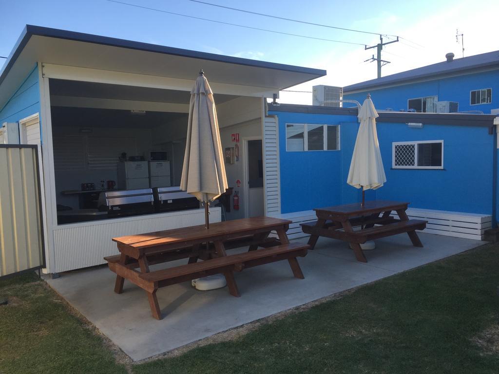 Clarence Head Caravan Park イルカ エクステリア 写真